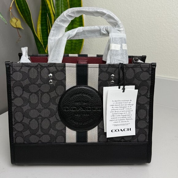 COPY - Dempsey Carryall Bag - Picture 1 of 4